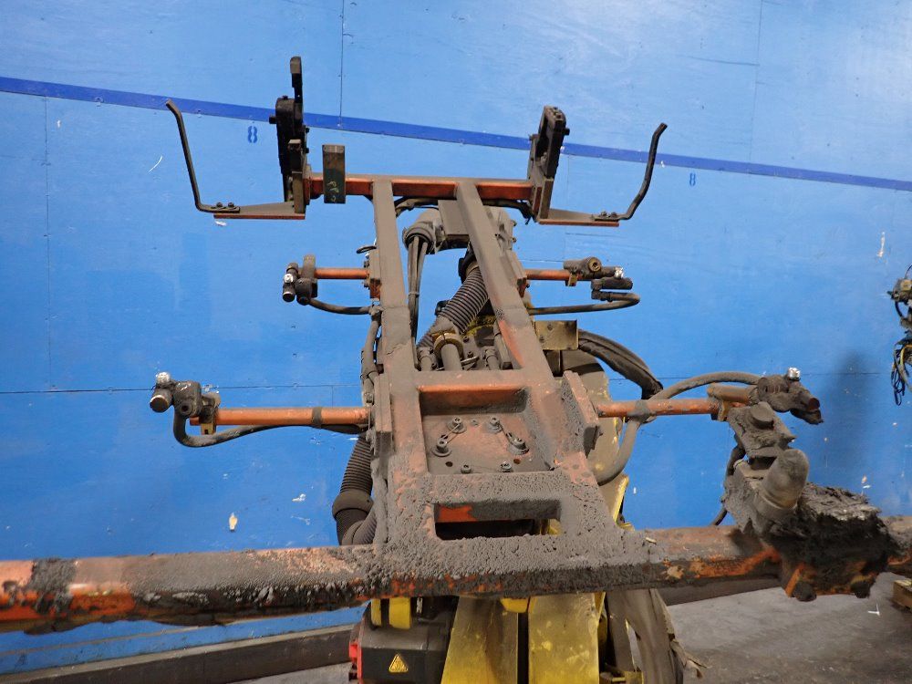Fanuc 2011fanuc R2000ib210f Robot 