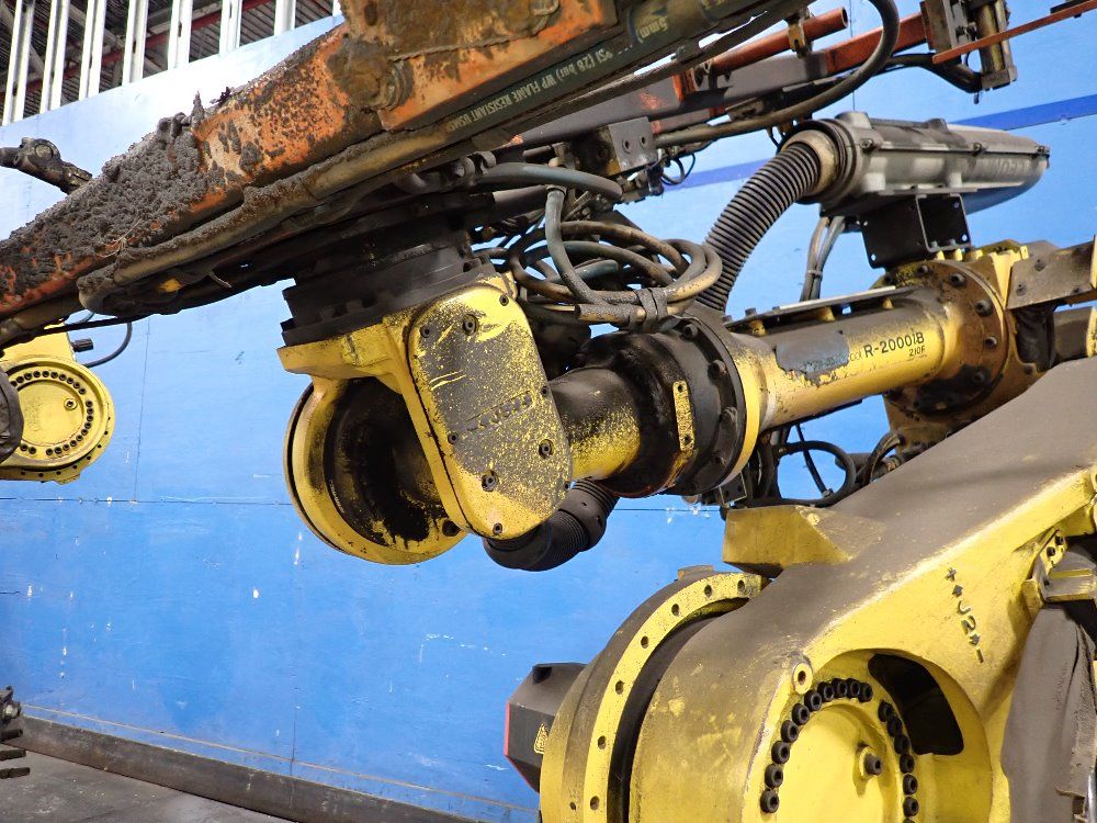 Fanuc 2011fanuc R2000ib210f Robot 