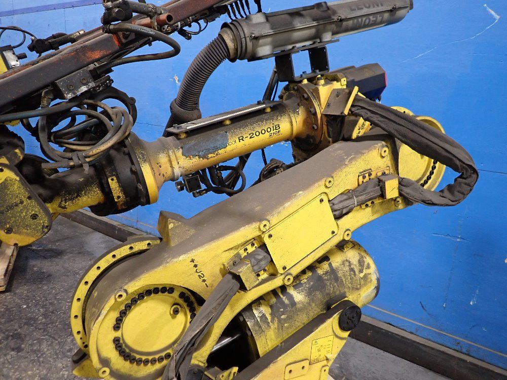 Fanuc 2011fanuc R2000ib210f Robot 
