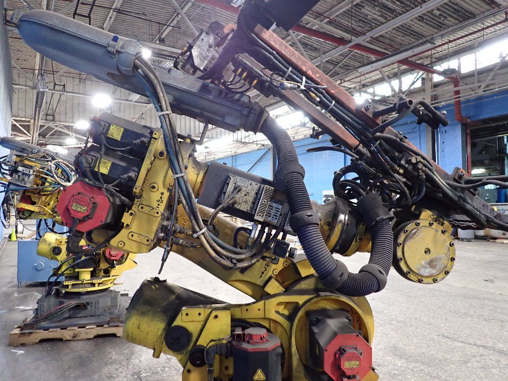 Fanuc 2011fanuc R2000ib210f Robot 