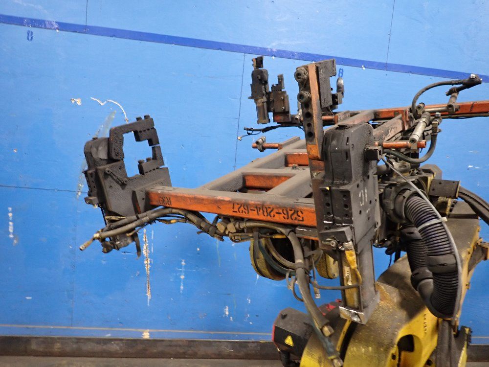 Fanuc 2011fanuc R2000ib210f Robot 