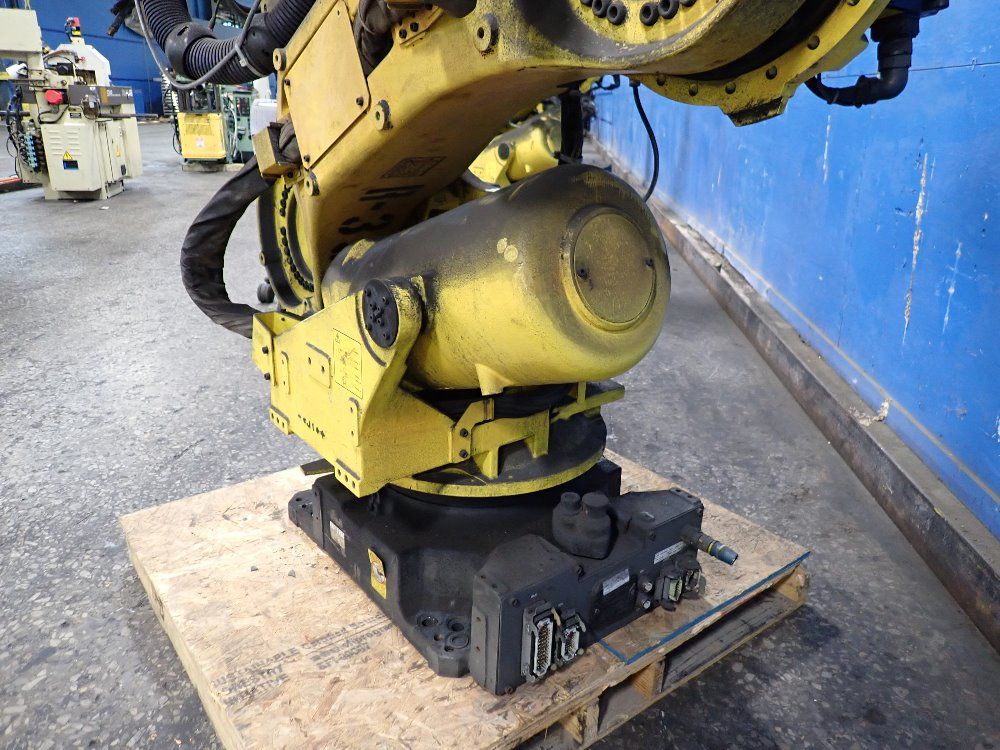 Fanuc 2011fanuc R2000ib210f Robot 