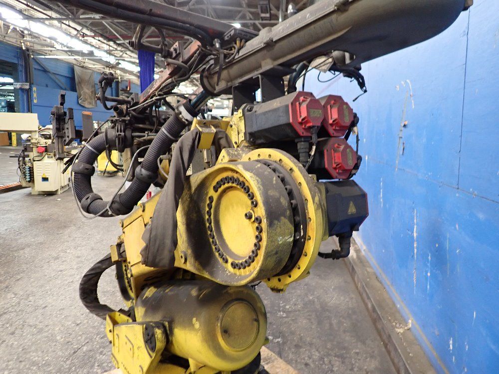 Fanuc 2011fanuc R2000ib210f Robot 