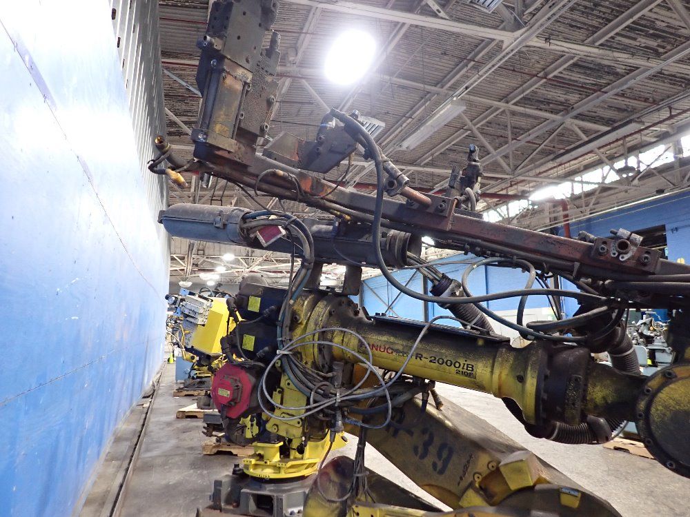 Fanuc 2011fanuc R2000ib210f Robot 