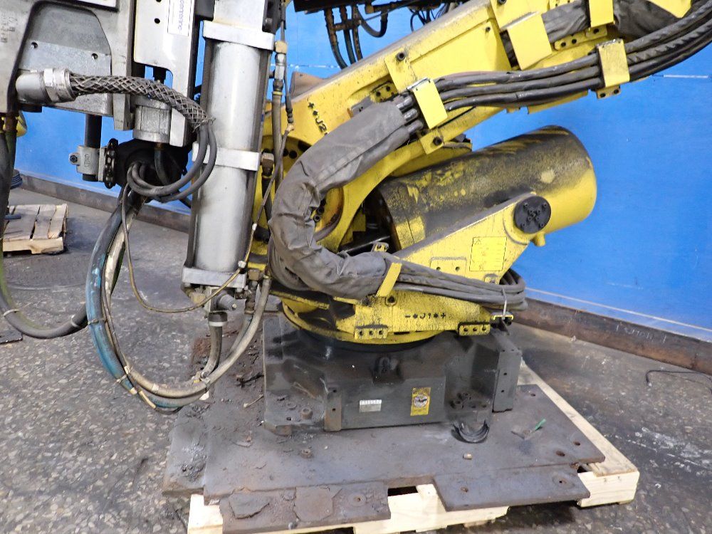 Fanuc 2011fanuc R2000ib210f Robot 