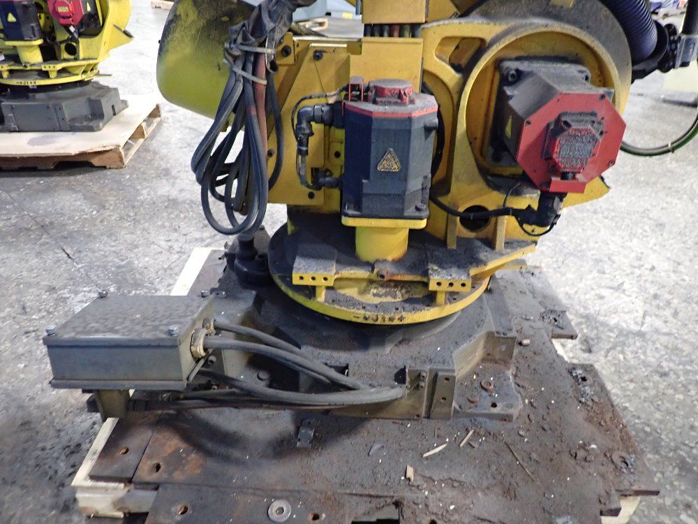 Fanuc 2011fanuc R2000ib210f Robot 