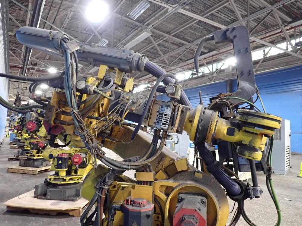 Fanuc 2011fanuc R2000ib210f Robot 