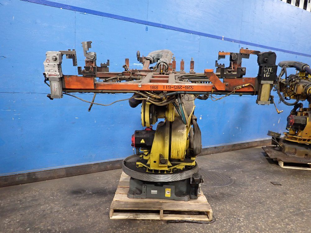 Fanuc 2011fanuc R2000ib210f Robot 