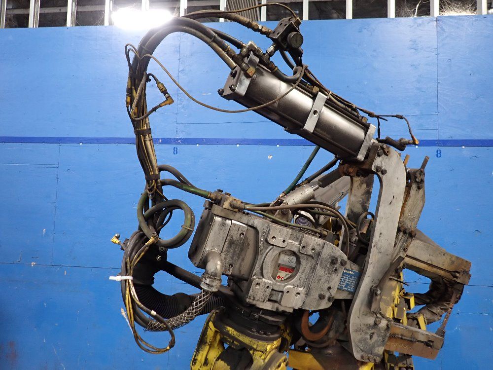 Fanuc 2011fanuc R2000ib210f Robot 