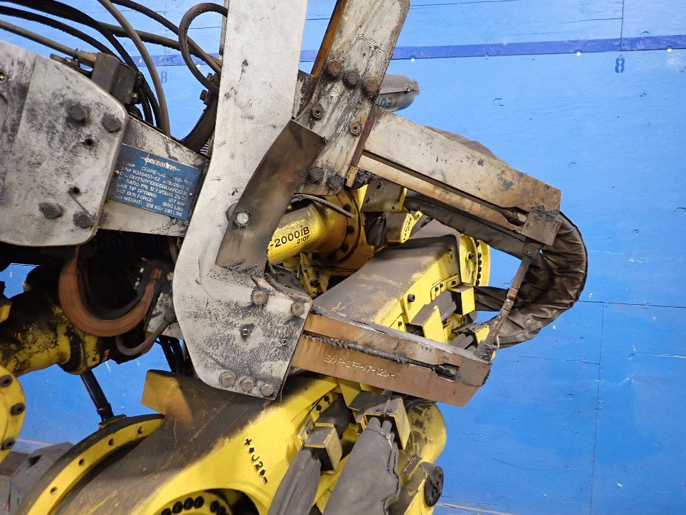 Fanuc 2011fanuc R2000ib210f Robot 