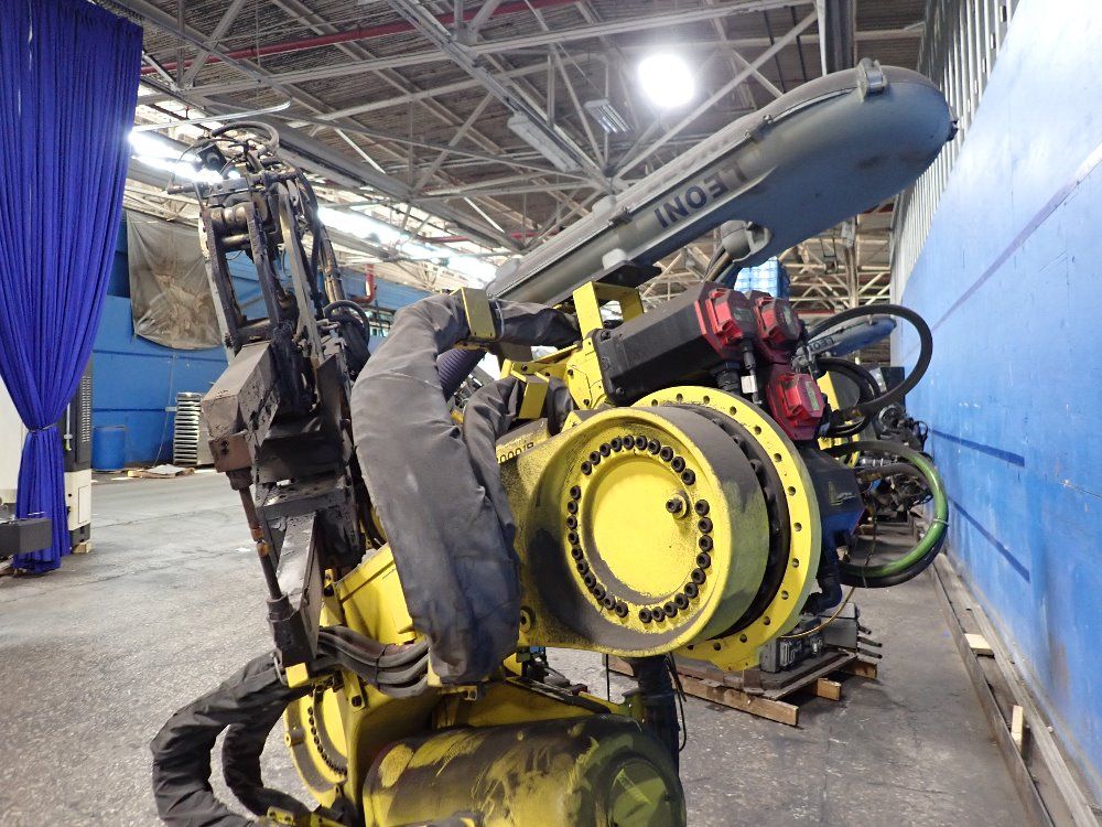 Fanuc 2011fanuc R2000ib210f Robot 