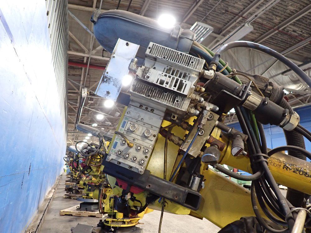 Fanuc 2012 Fanuc R2000ib210f Robot