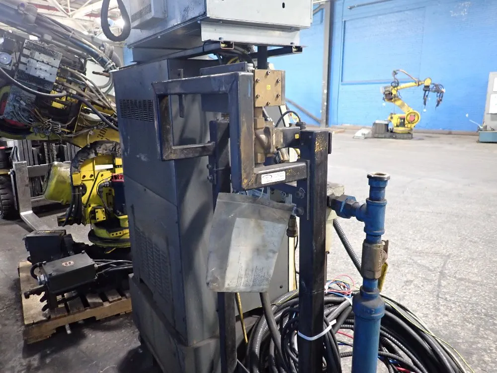 Fanuc 2003 Fanuc R2000ia165f Robot