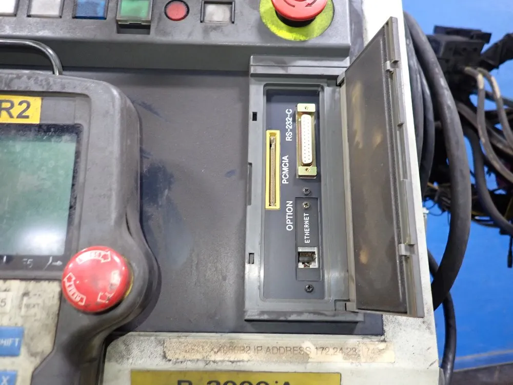 Fanuc 2003 Fanuc R2000ia165f Robot