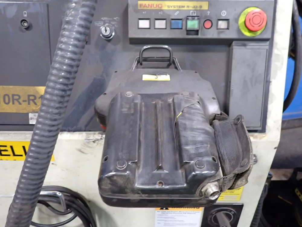 Fanuc 2003 Fanuc R2000ia165f Robot