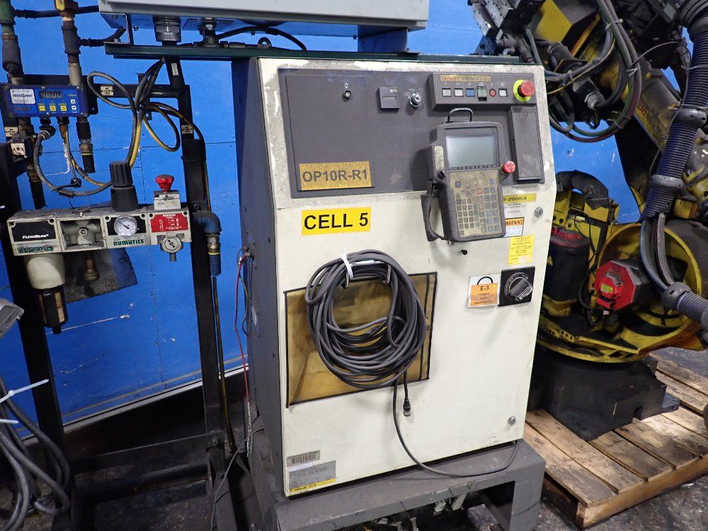 Fanuc 2003 Fanuc R2000ia165f Robot