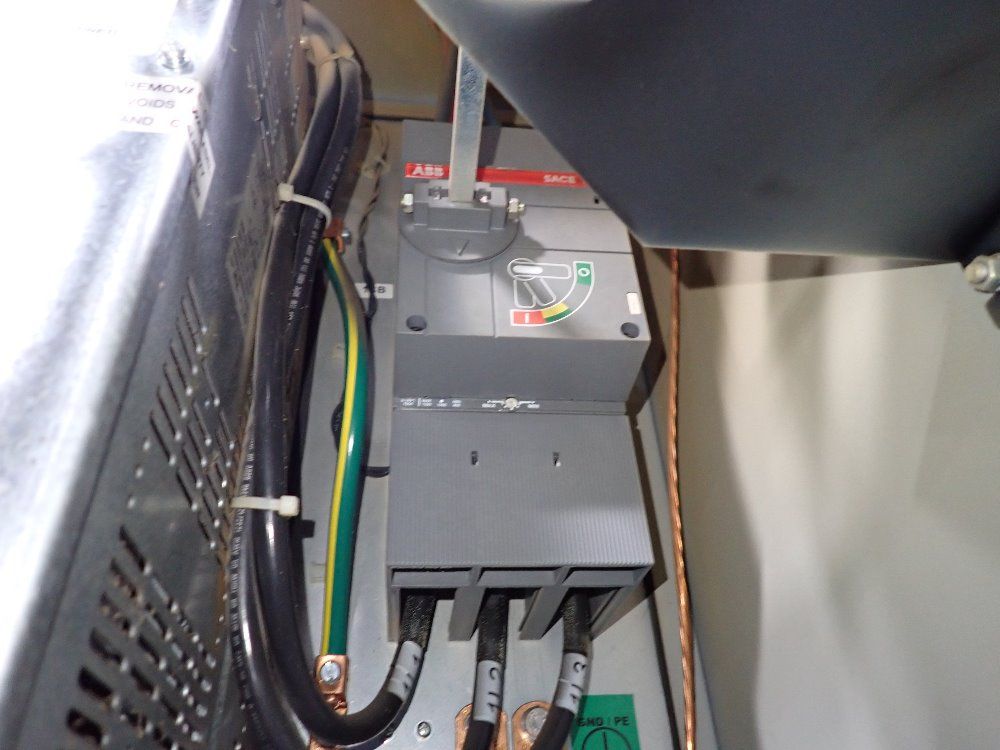 Fanuc 2003 Fanuc R2000ia165f Robot