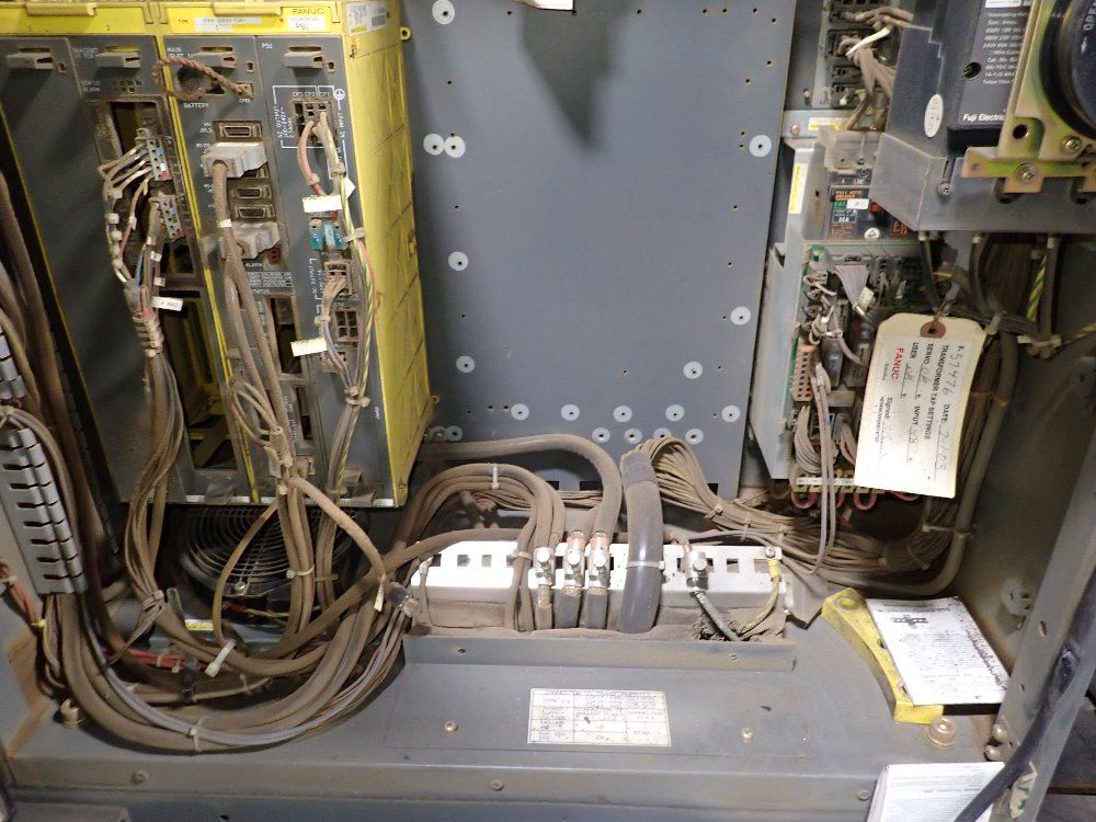 Fanuc 2003 Fanuc R2000ia165f Robot