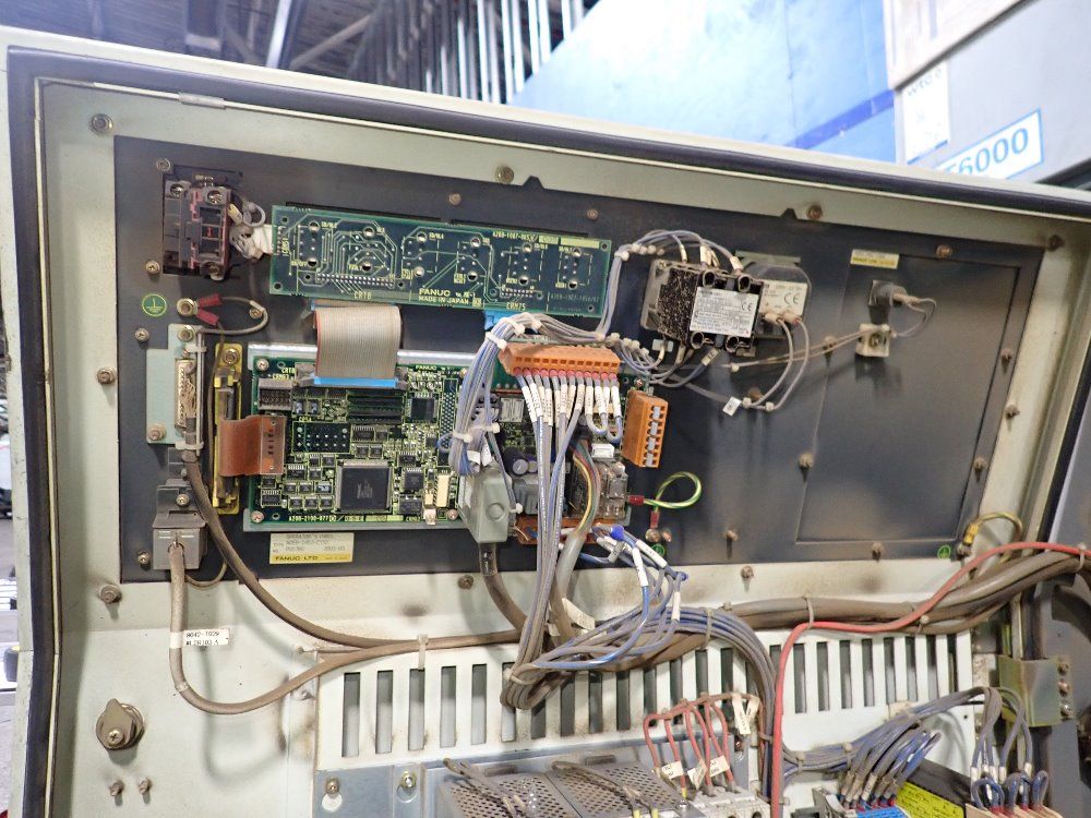 Fanuc 2003 Fanuc R2000ia165f Robot