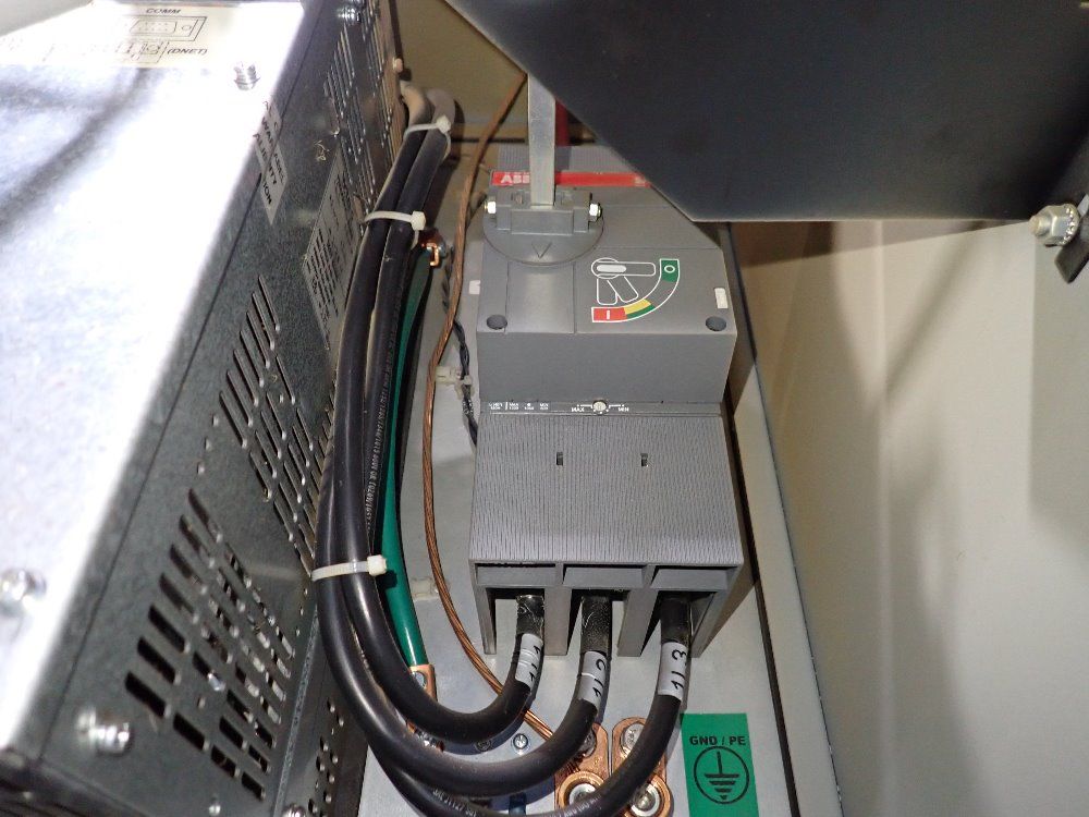 Fanuc 2003 Fanuc R2000ia165f Robot
