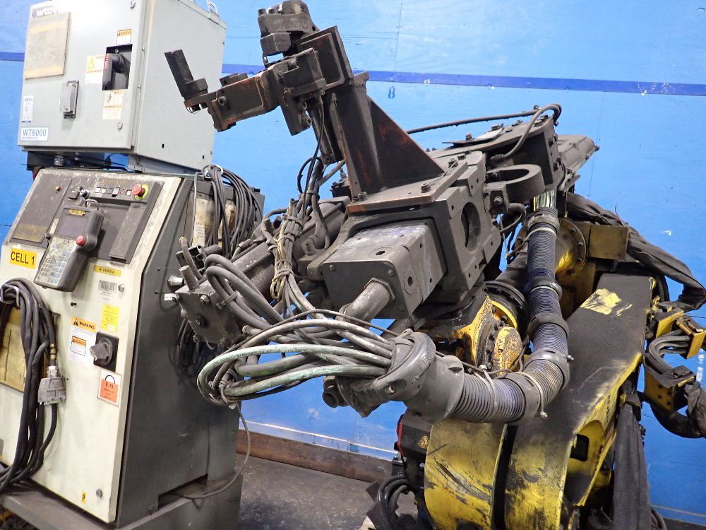 Fanuc 2003 Fanuc R2000ia165f Robot