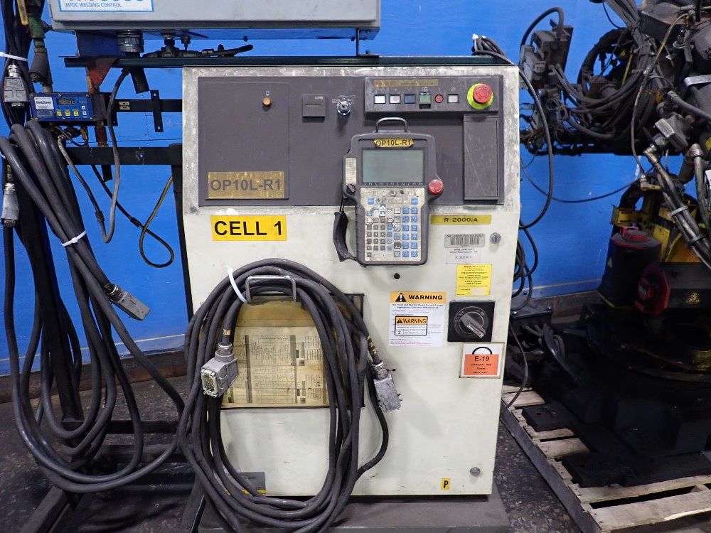 Fanuc 2003 Fanuc R2000ia165f Robot