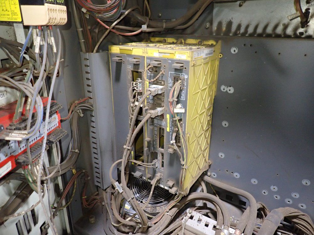 Fanuc 2003 Fanuc R2000ia165f Robot