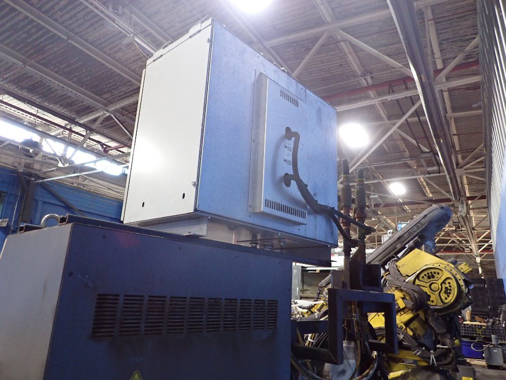 Fanuc 2003 Fanuc R2000ia165f Robot