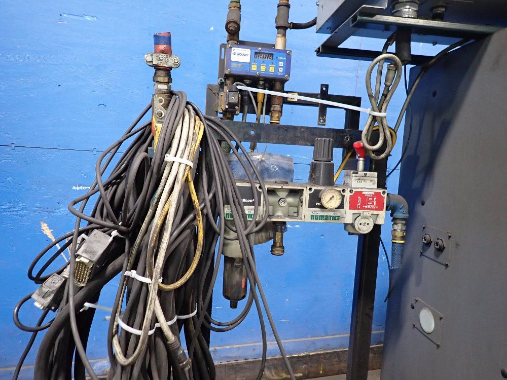 Fanuc 2003 Fanuc R2000ia165f Robot