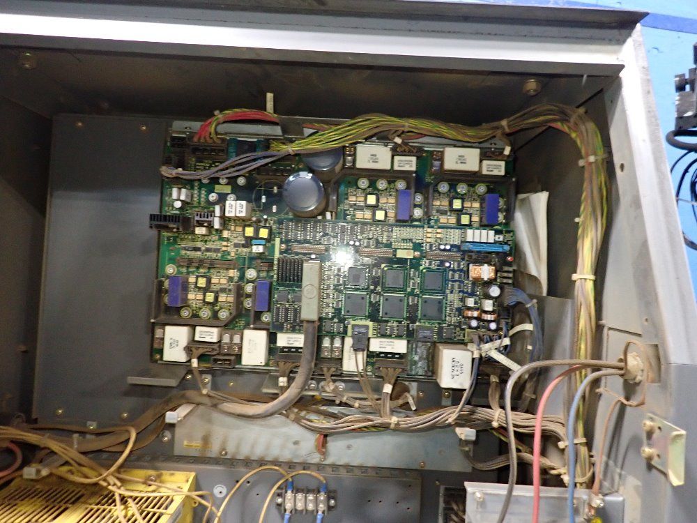 Fanuc 2003 Fanuc R2000ia165f Robot