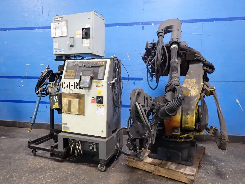 2003 FANUC R-2000IA/165F ROBOT