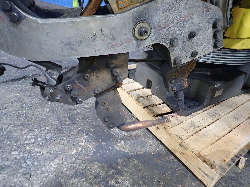 Fanuc 2004 Fanuc R-2000ib/165f Robot - R-2000ib/165f