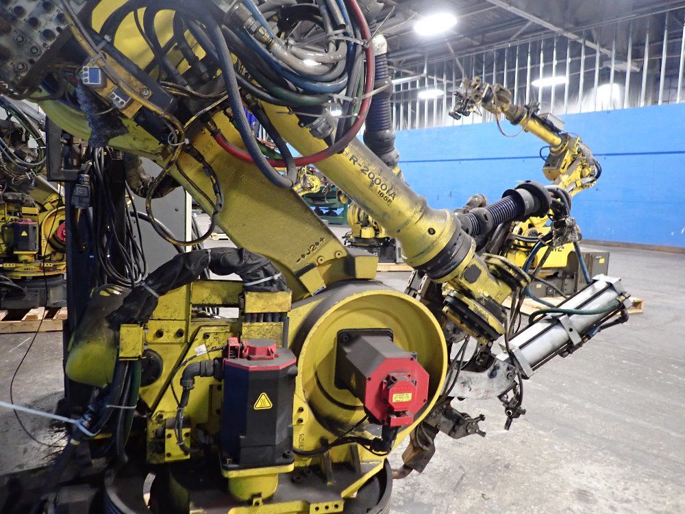 Fanuc 2004 Fanuc R-2000ib/165f Robot - R-2000ib/165f