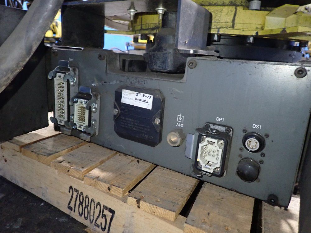 Fanuc 2004 Fanuc R-2000ib/165f Robot - R-2000ib/165f