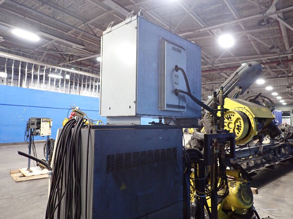 Fanuc 2004 Fanuc R-2000ib/165f Robot - R-2000ib/165f
