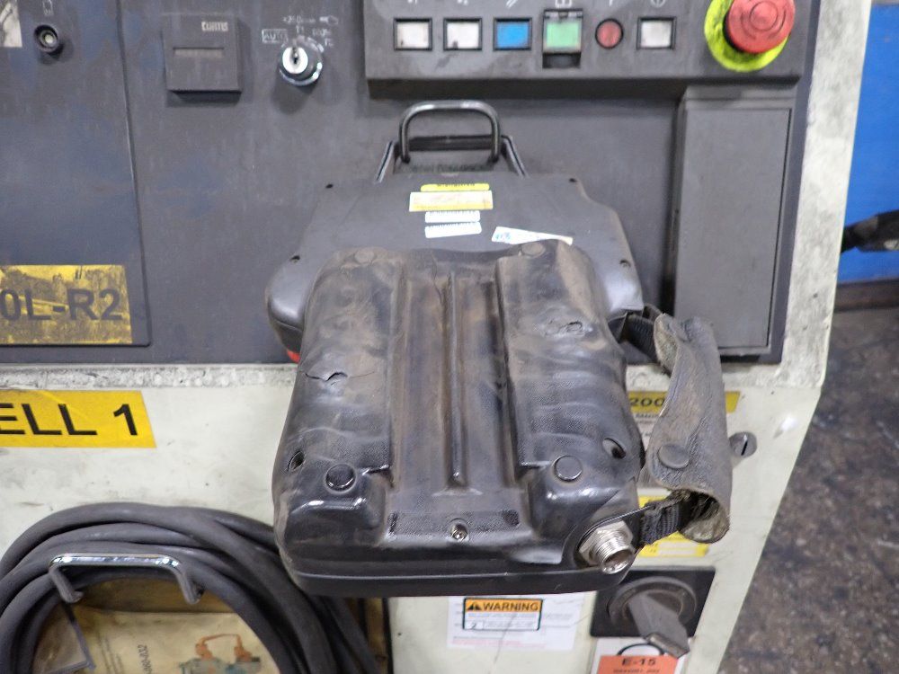 Fanuc 2004 Fanuc R-2000ib/165f Robot - R-2000ib/165f