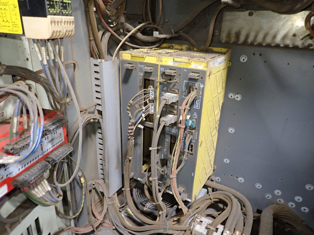 Fanuc 2004 Fanuc R-2000ib/165f Robot - R-2000ib/165f