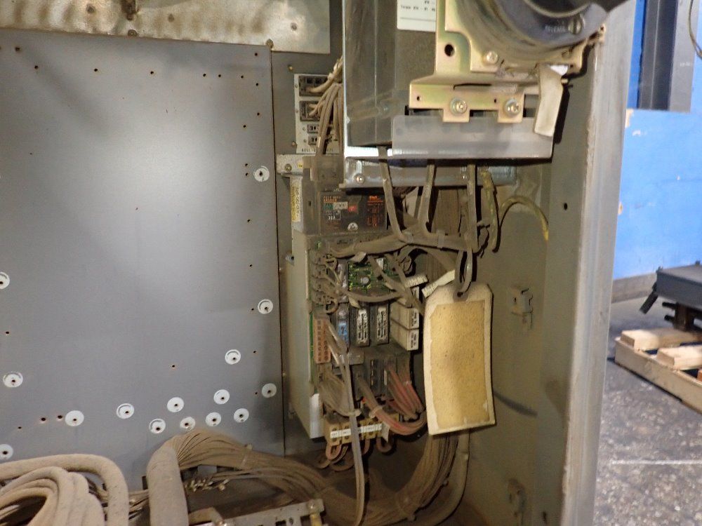 Fanuc 2004 Fanuc R-2000ib/165f Robot - R-2000ib/165f