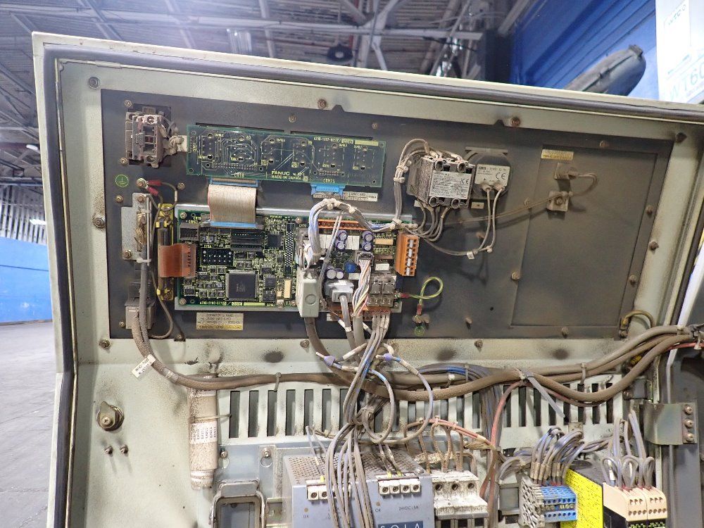 Fanuc 2004 Fanuc R-2000ib/165f Robot - R-2000ib/165f