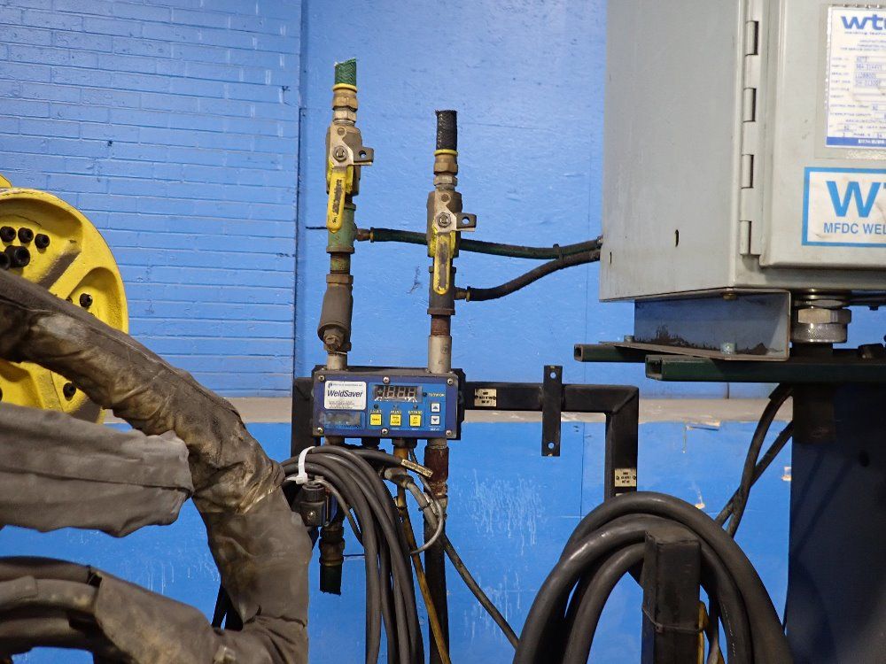 Fanuc 2004 Fanuc R-2000ib/165f Robot - R-2000ib/165f