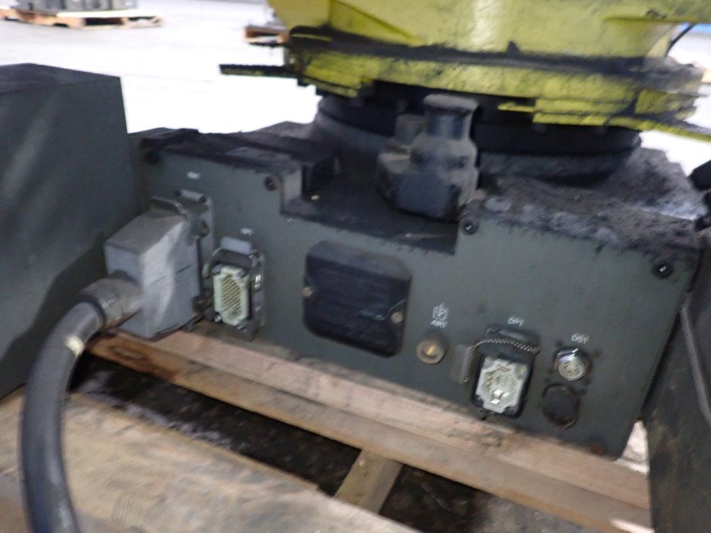 Fanuc 2005 Fanuc R-2000ib/165f Robot - R-2000ib/165f