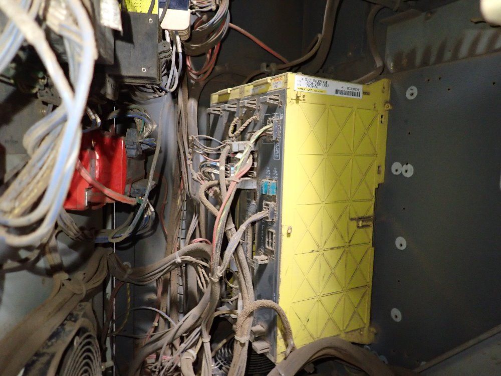 Fanuc 2005 Fanuc R-2000ib/165f Robot - R-2000ib/165f