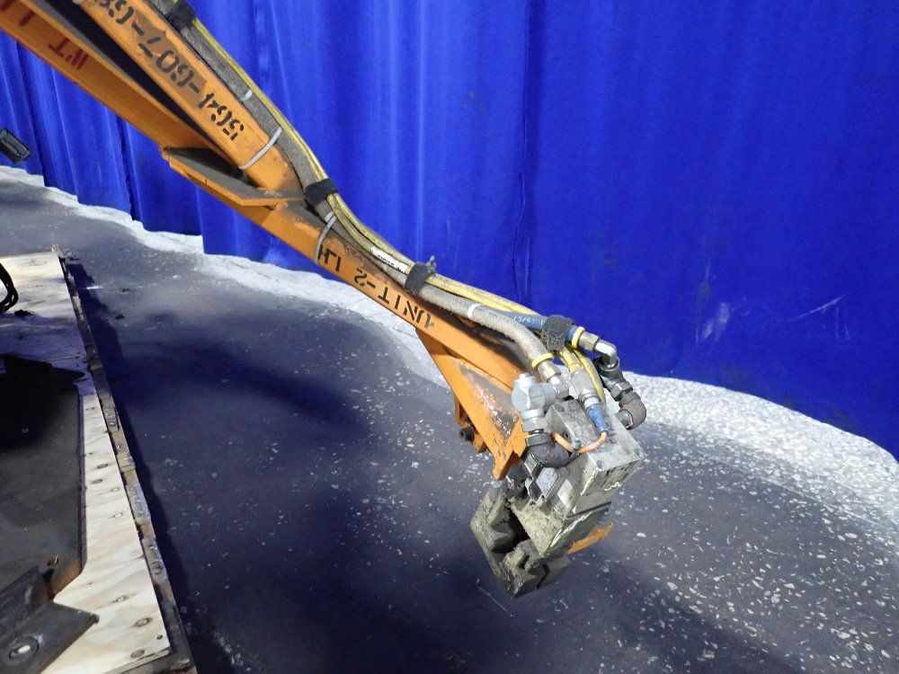 Fanuc 2000 Fanuc S430if Robot
