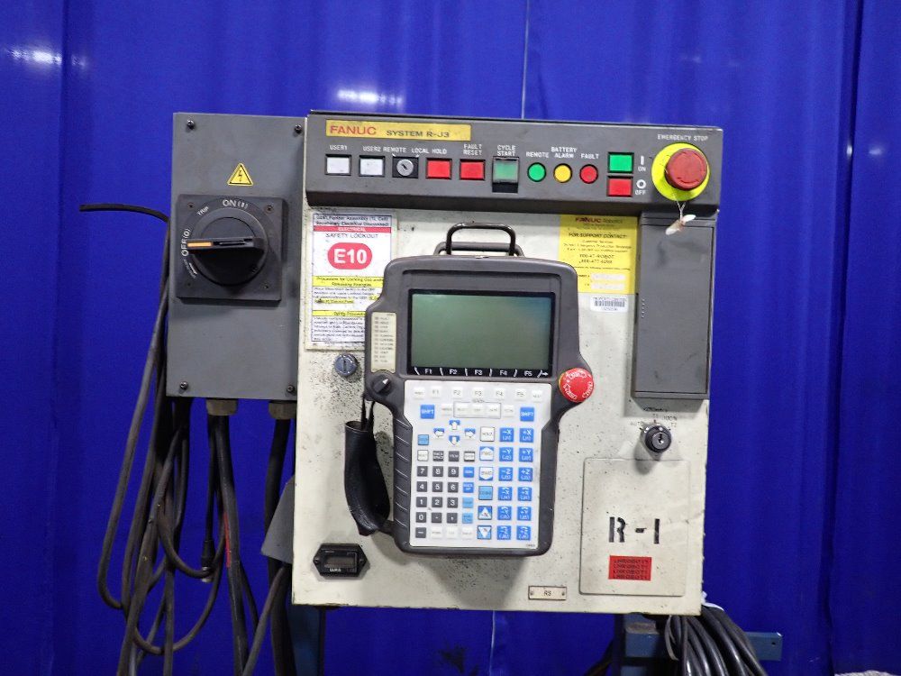 Fanuc 2000 Fanuc S430if Robot