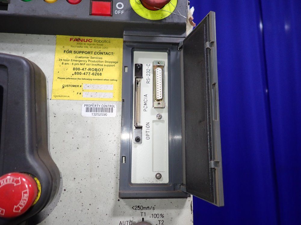 Fanuc 2000 Fanuc S430if Robot