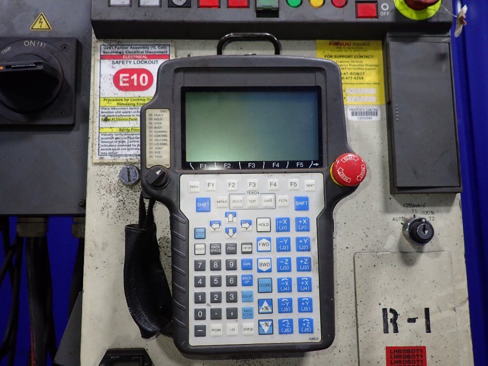 Fanuc 2000 Fanuc S430if Robot