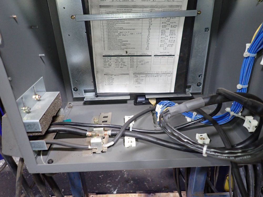 Fanuc 2000 Fanuc S430if Robot