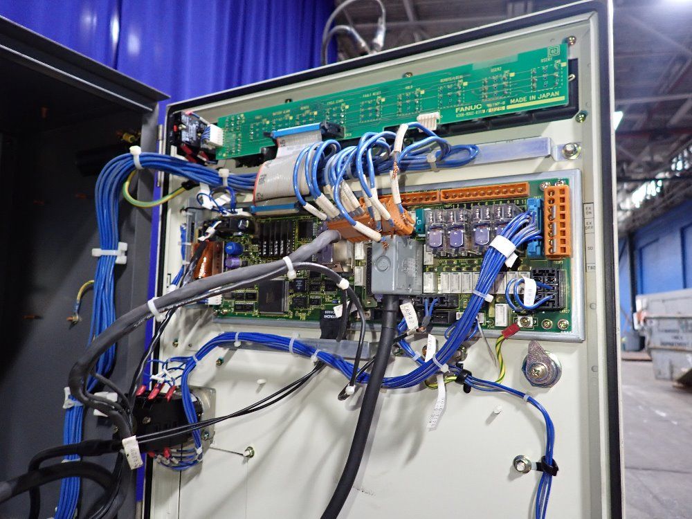 Fanuc 2000 Fanuc S430if Robot