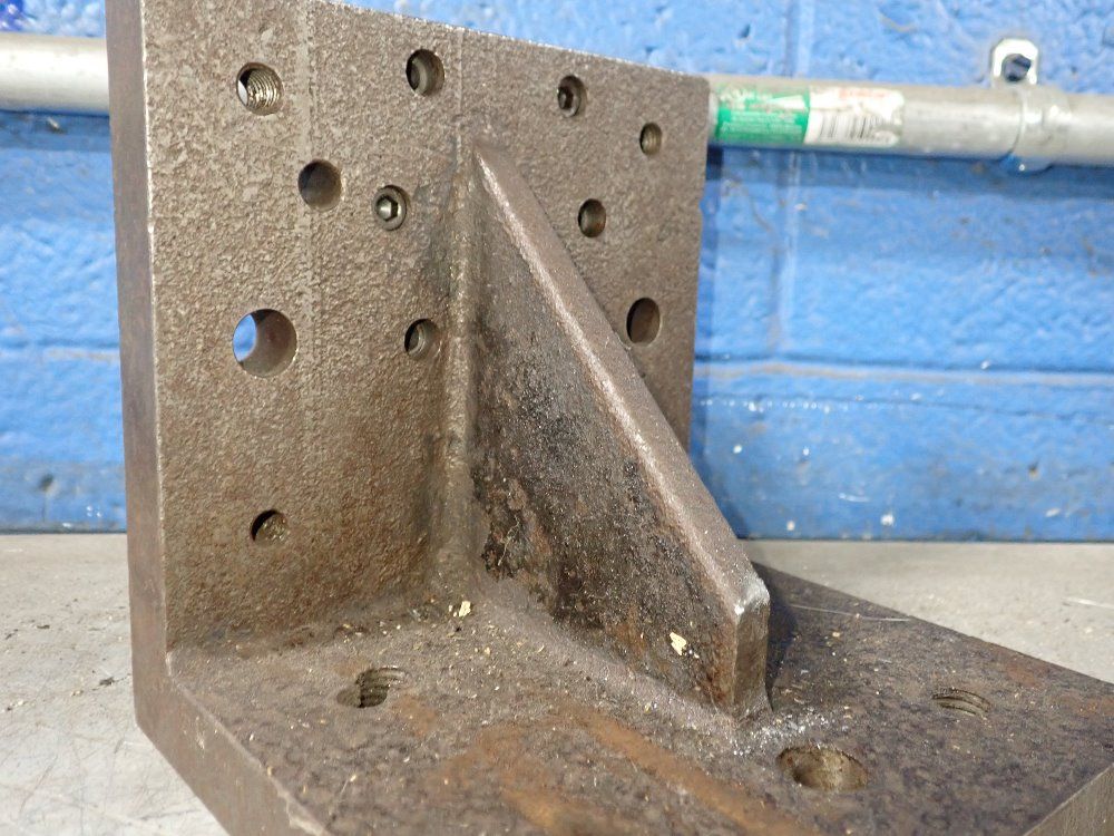 Right Angle Plate W/3" 3 Jaw Chuck