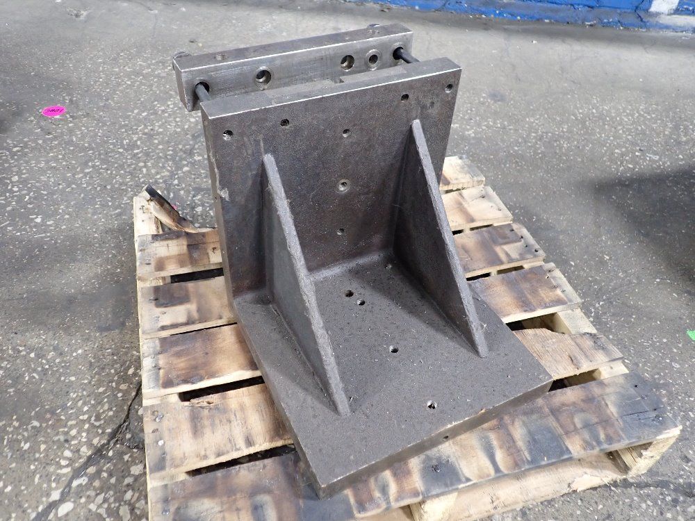 RIGHT ANGLE PLATE
